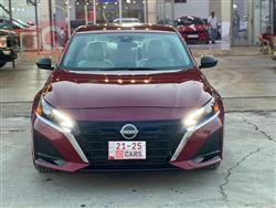 نيسان ألتيما